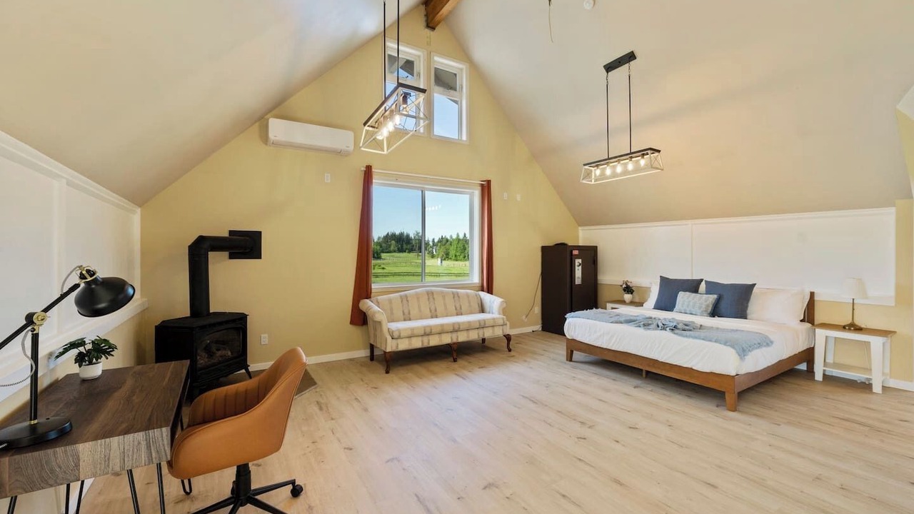 Photo of Livingroom in Eatonville