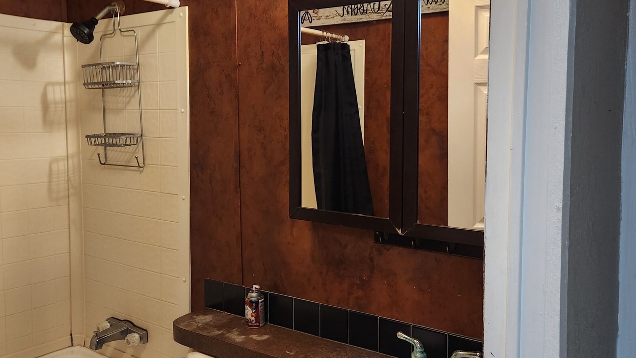 Photo of Bathroom in Long Mott