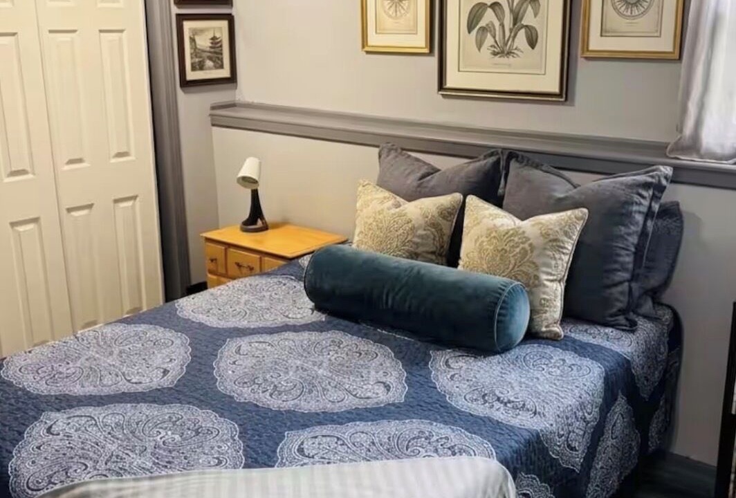 Photo of Bedroom in Lawrence