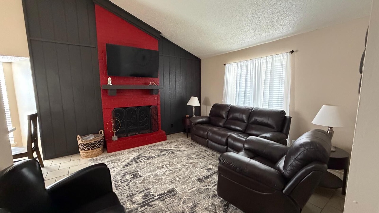 Photo of Livingroom in Odessa