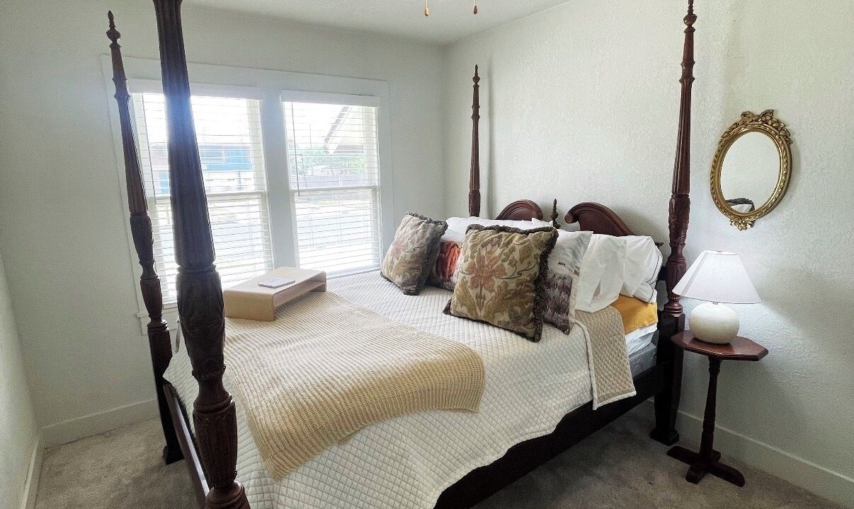 Photo of Bedroom in Plainview