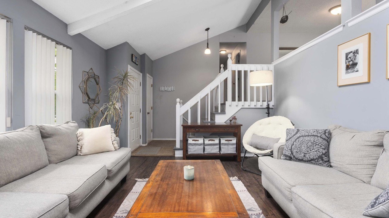 Photo of Livingroom in Lenexa