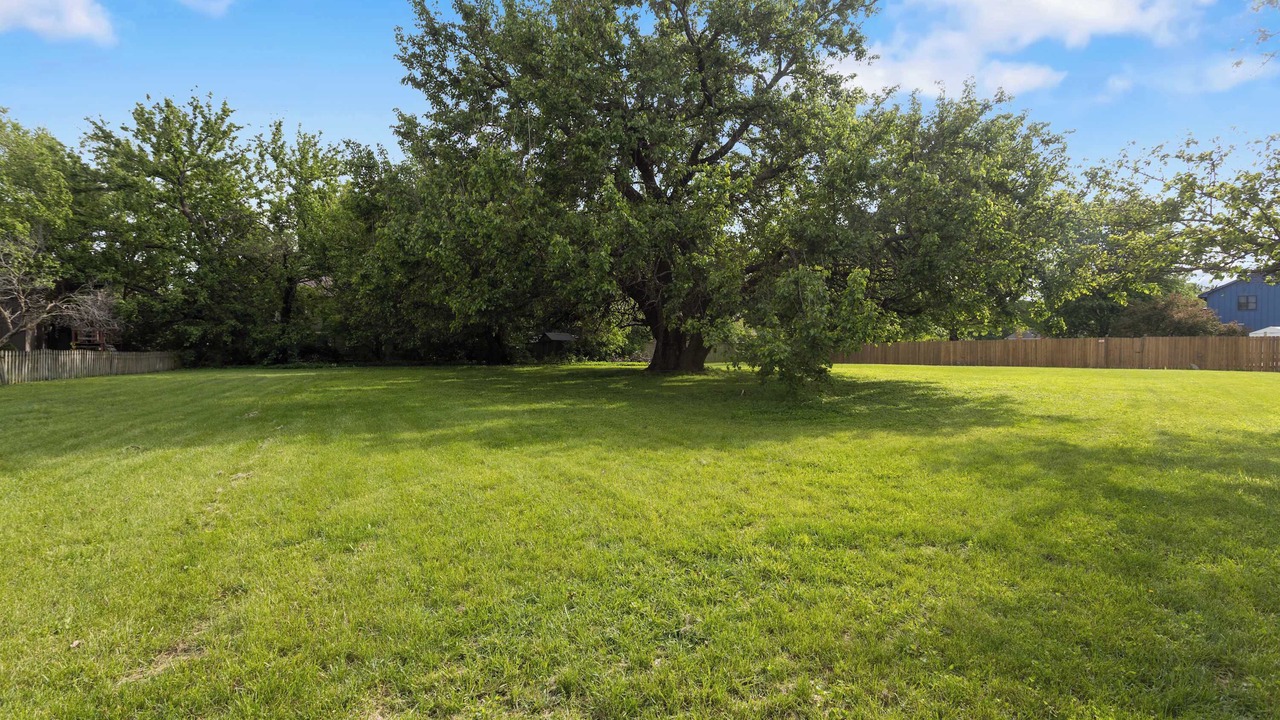 Photo of Outdoor in Lenexa