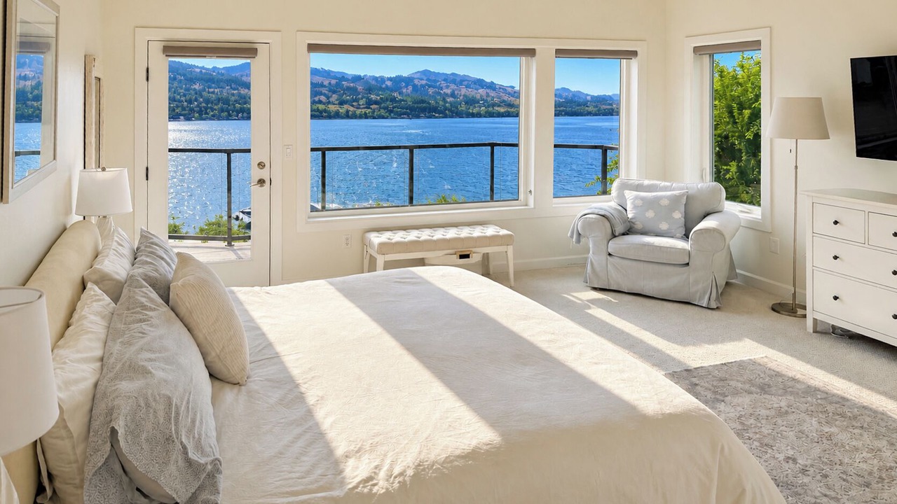 Photo of Bedroom in Wapato Point