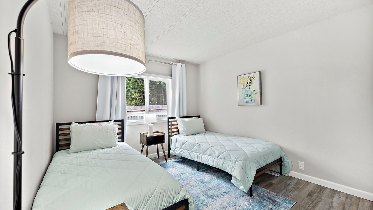 Photo of Bedroom in Olalla