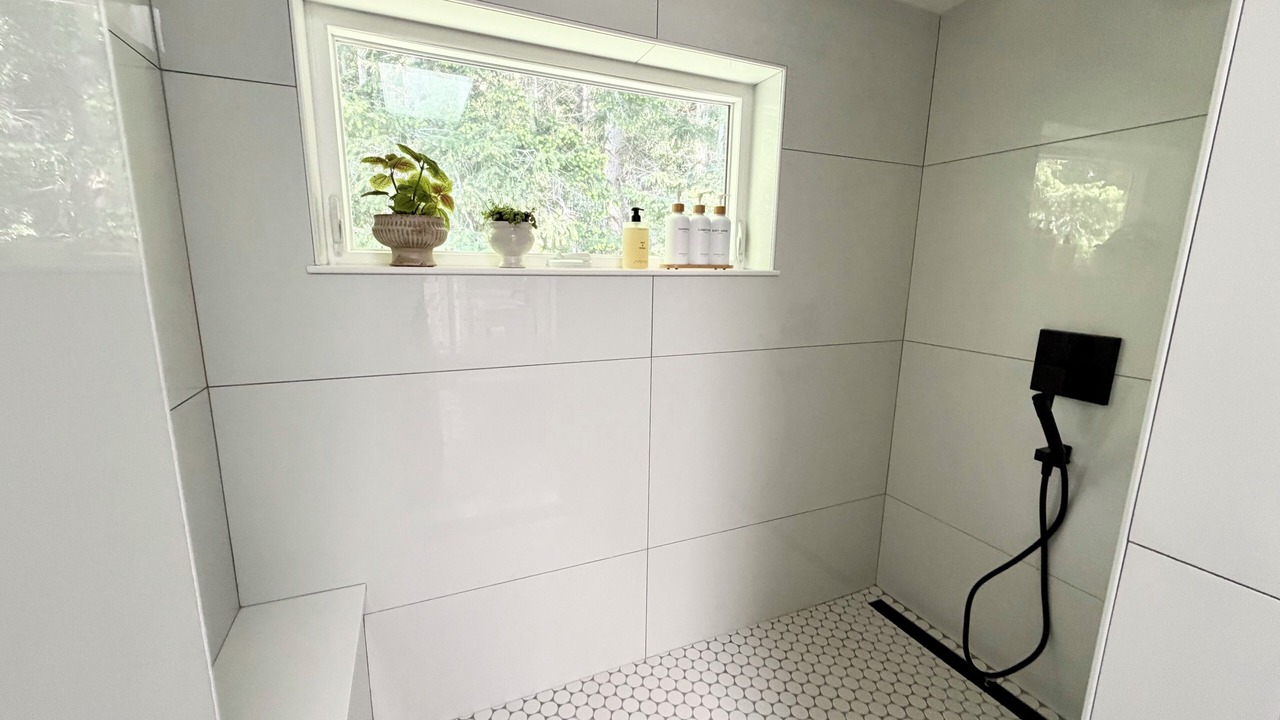 Photo of Bathroom in Freeland