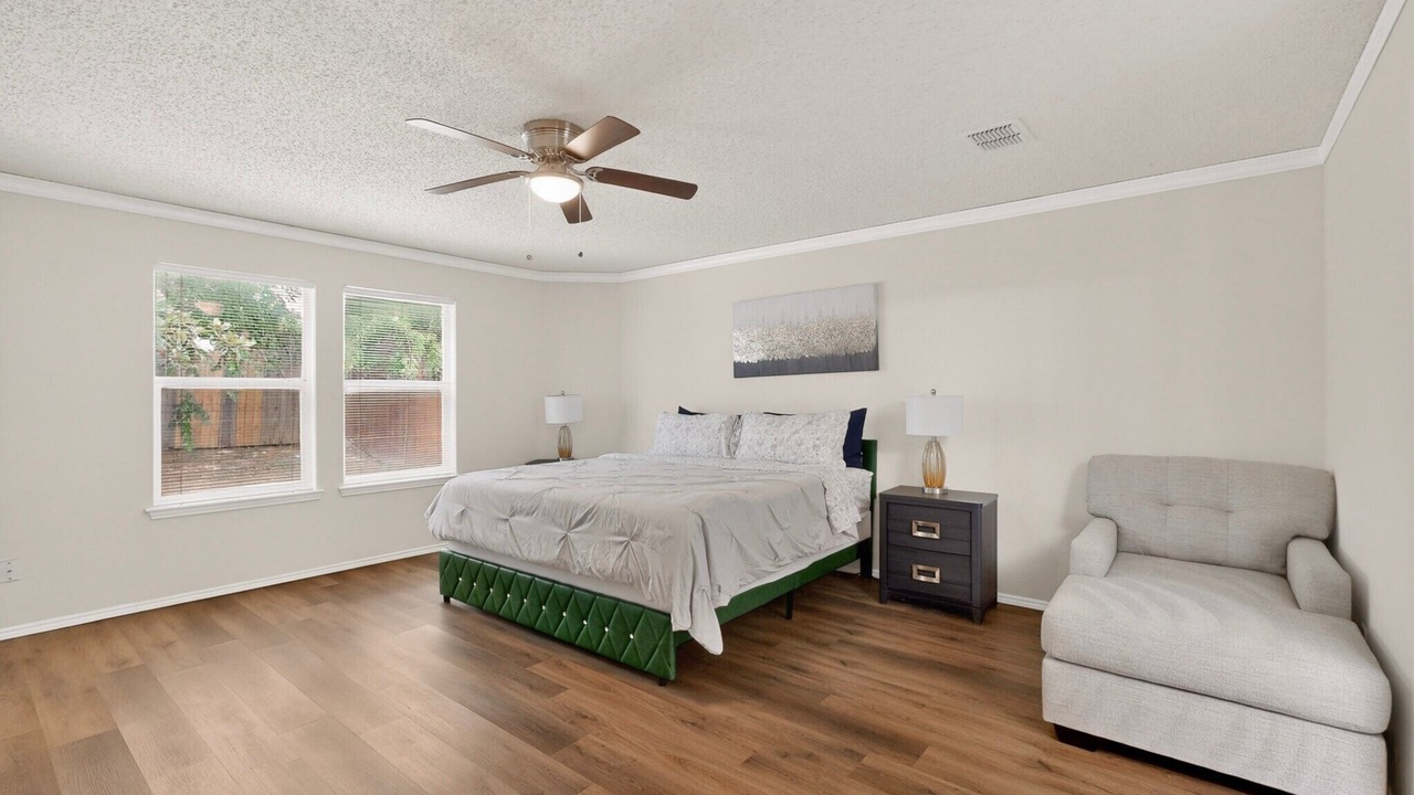 Photo of Bedroom in Grand Prairie