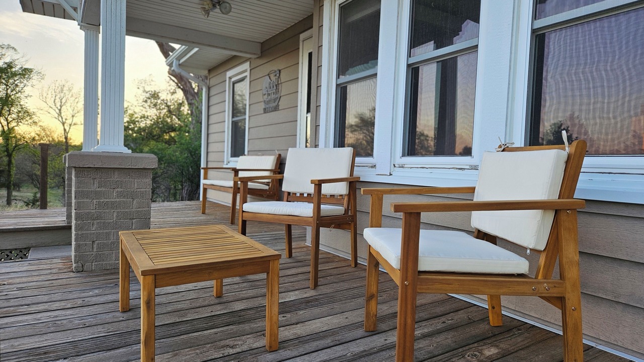 Photo of Patio Balcony in Decatur County