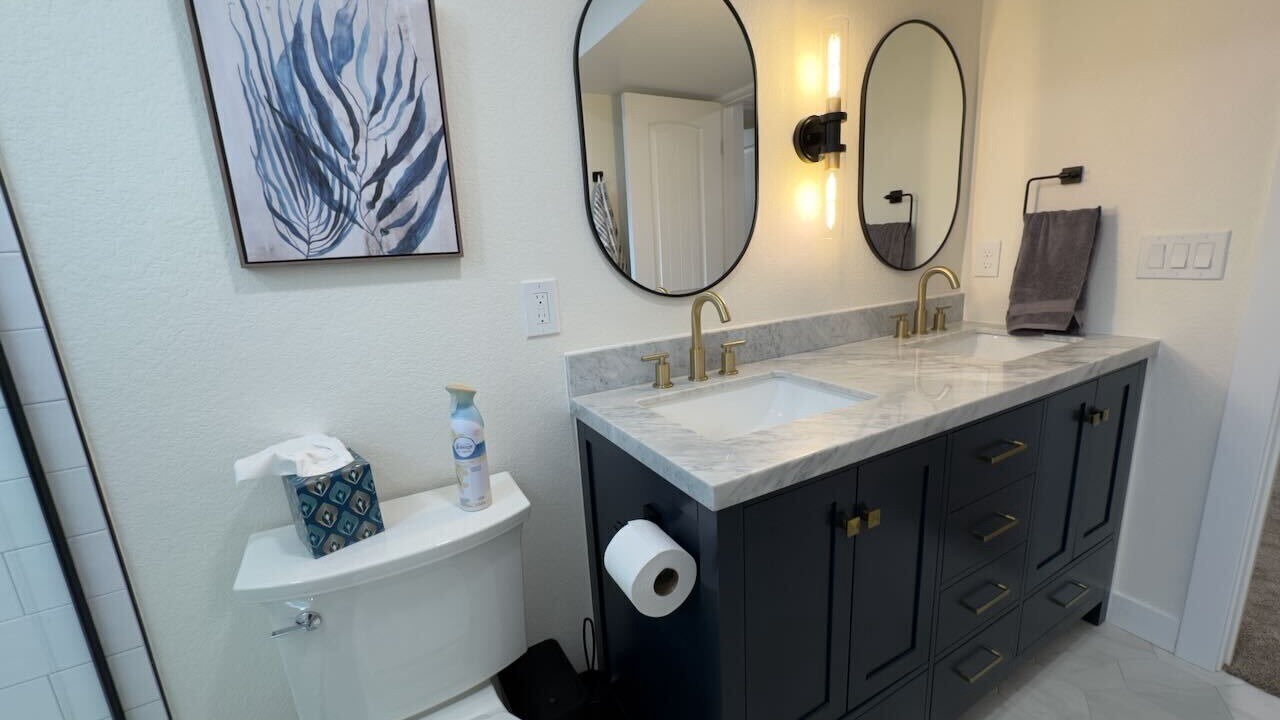 Photo of Bathroom in Lakewood