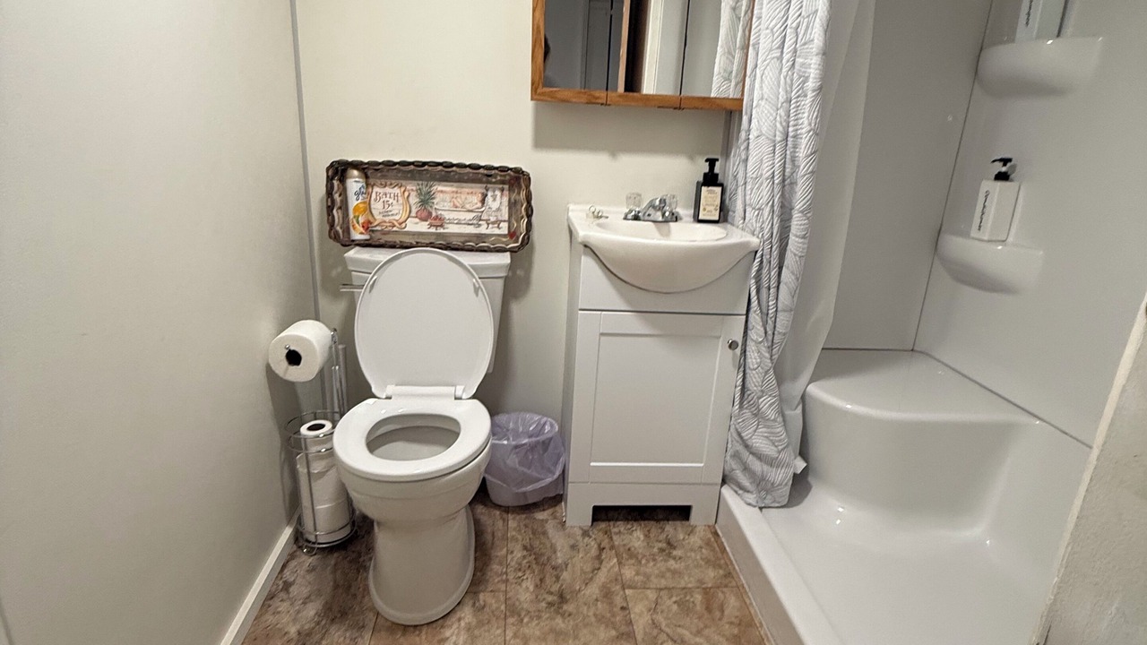 Photo of Bathroom in Niota