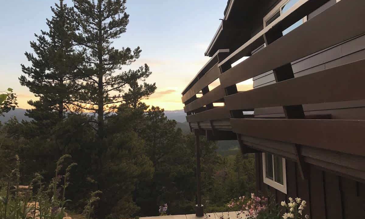 Photo of Outdoor in Black Hawk
