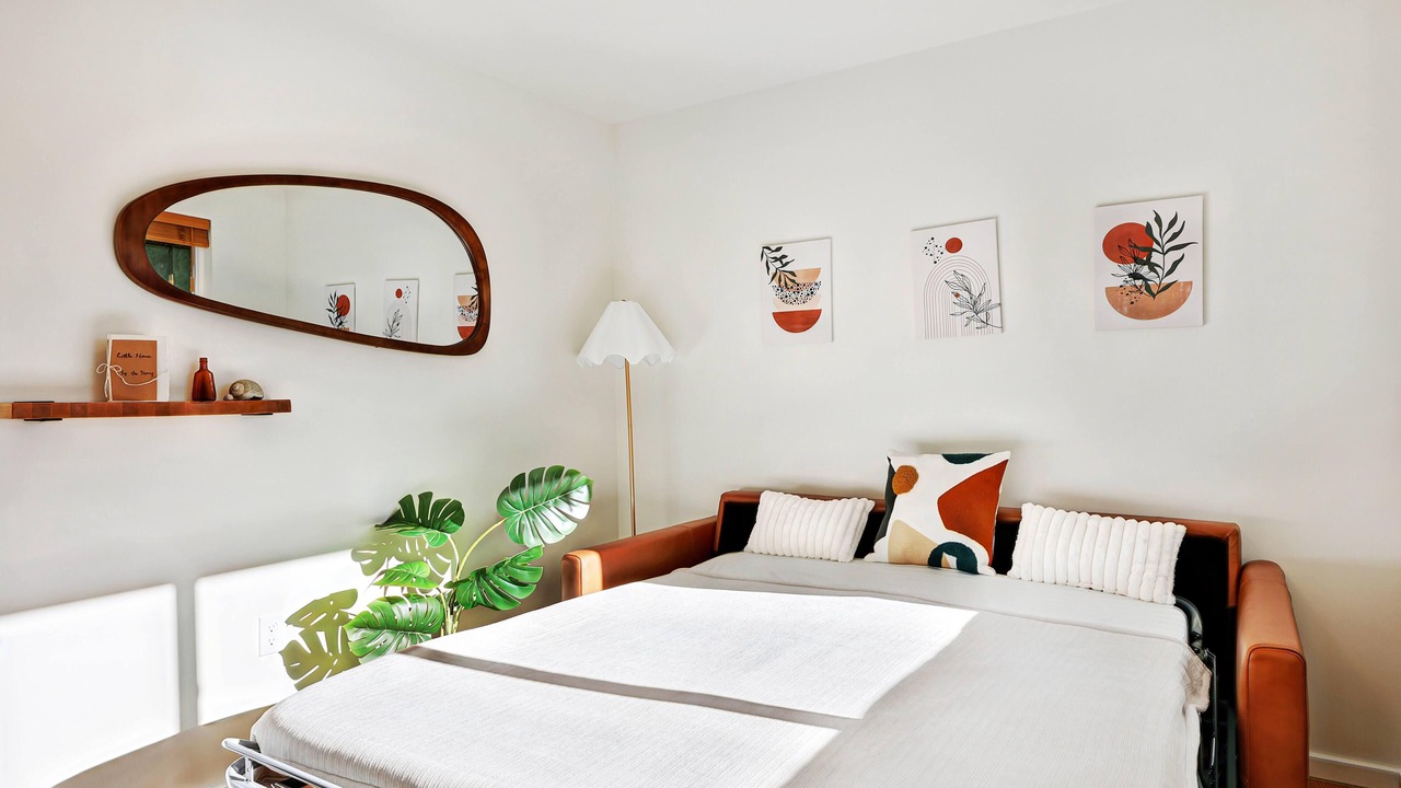 Photo of Bedroom in Arbor Heights