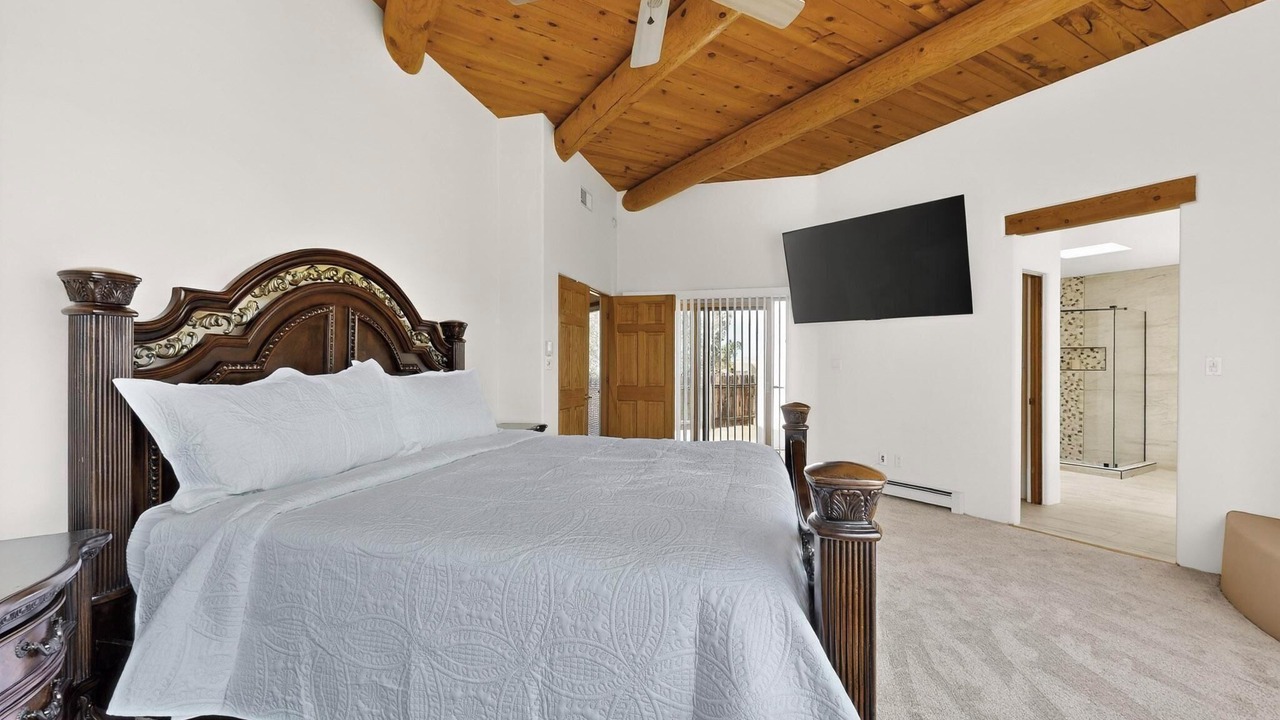 Photo of Bedroom in Placitas