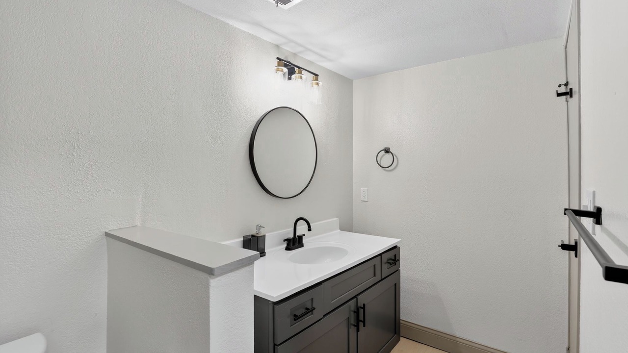Photo of Bathroom in Lenexa