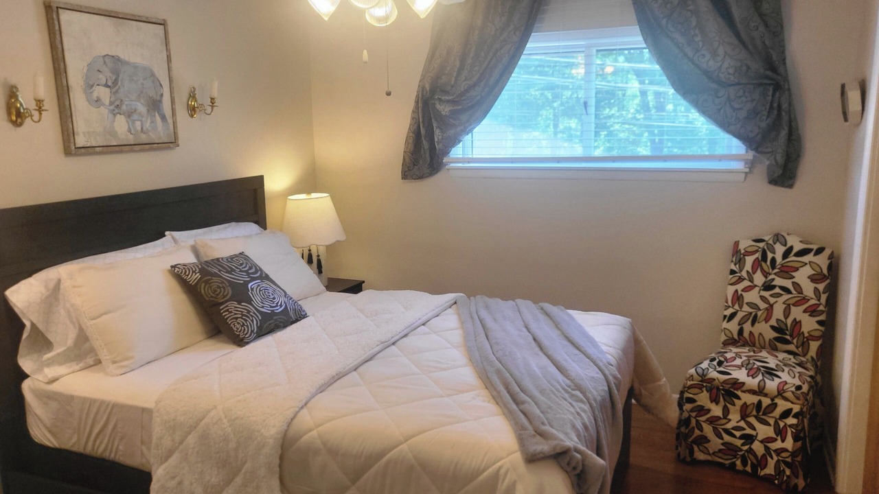 Photo of Bedroom in Waldron