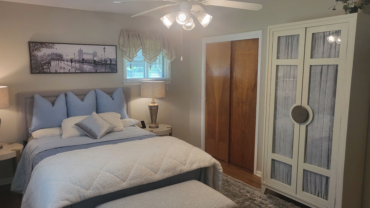 Photo of Bedroom in Waldron