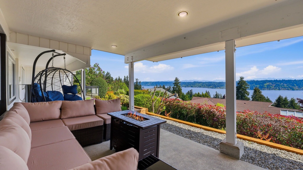 Photo of Patio Balcony in East Lake Hills