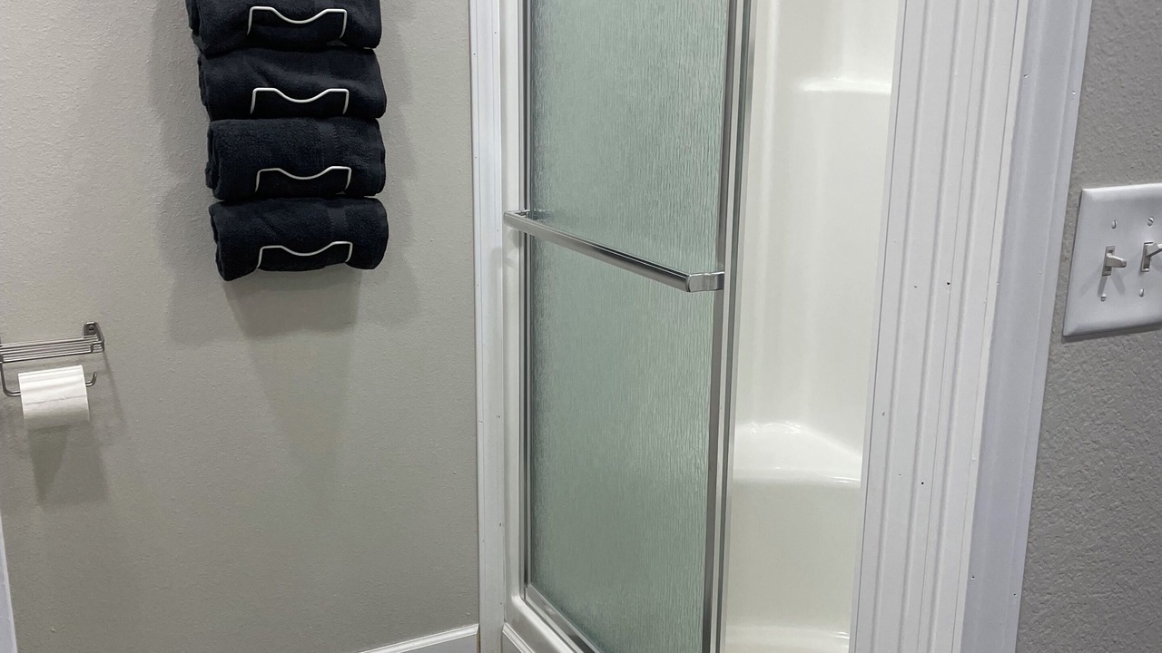 Photo of Bathroom in De Leon