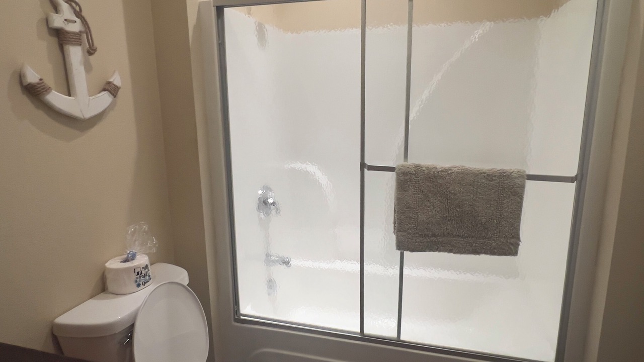 Photo of Bathroom in Rathbun