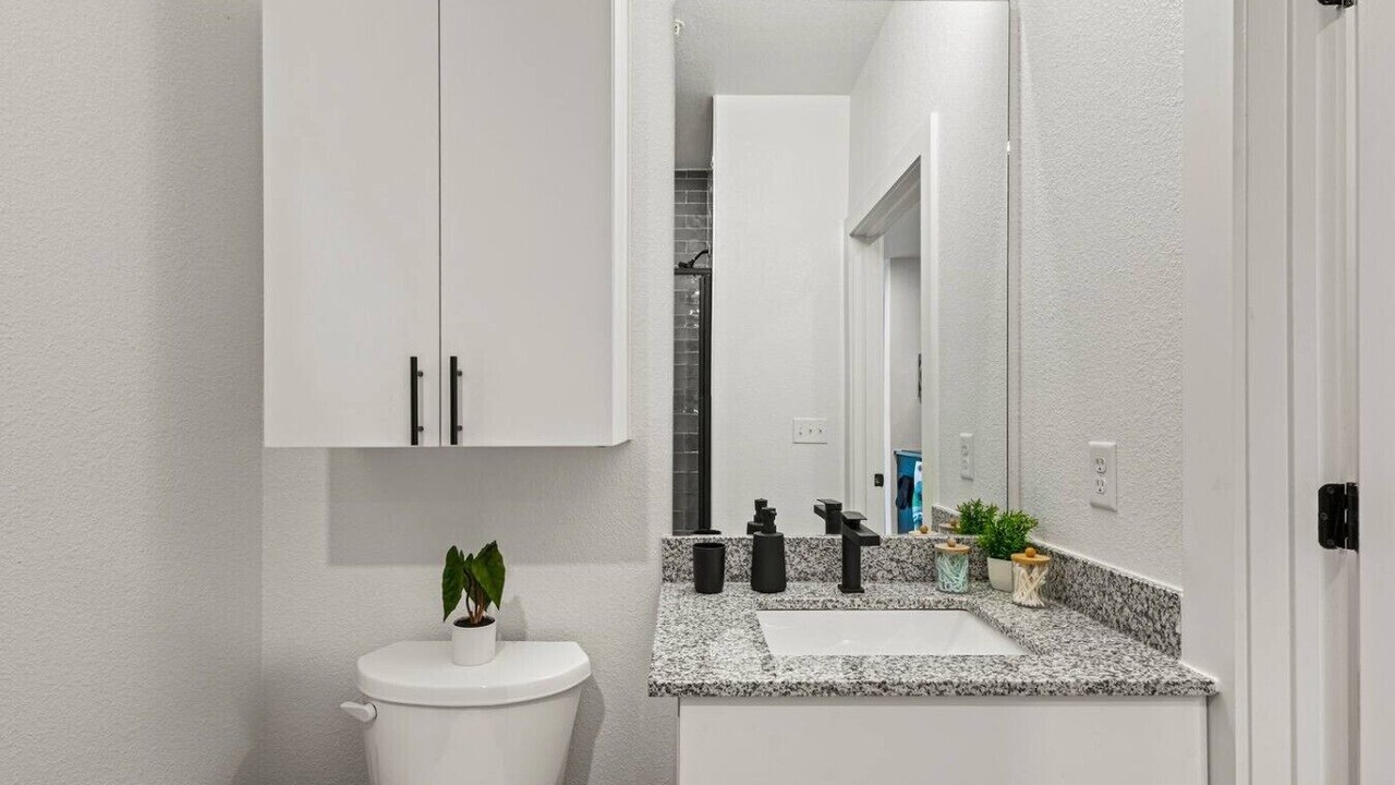 Photo of Bathroom in Oak Cliff