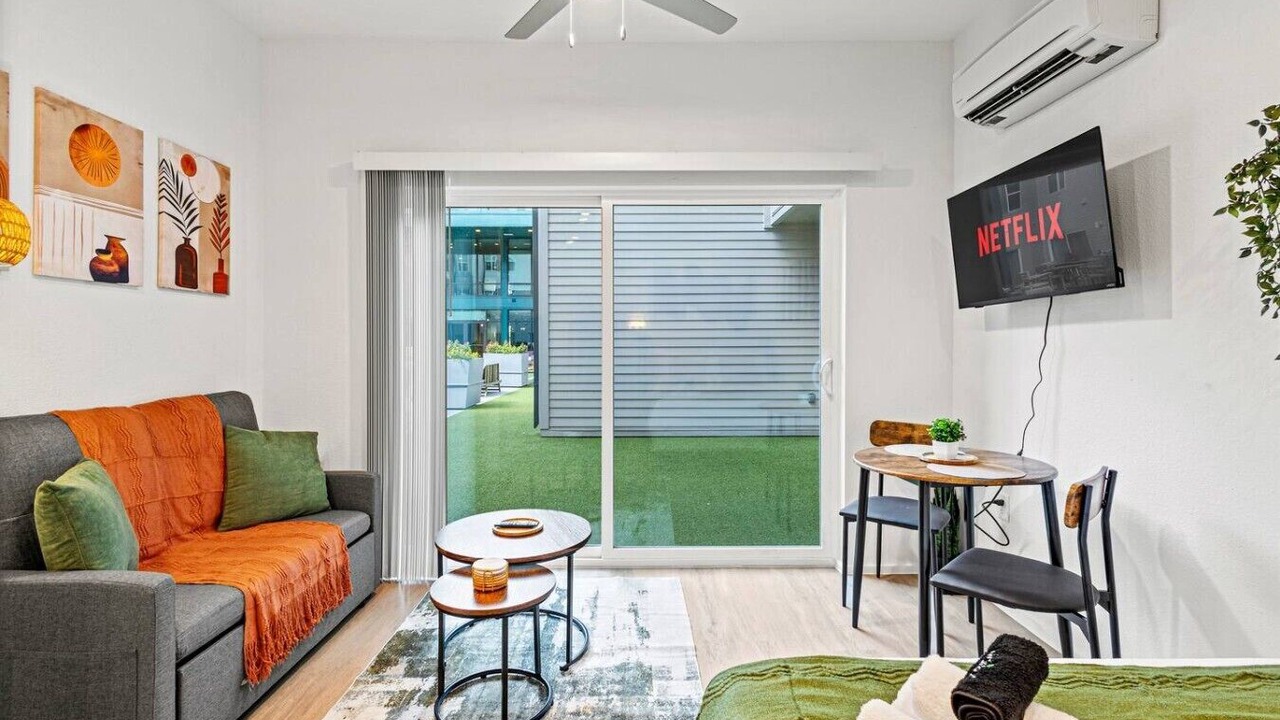 Photo of Livingroom in Oak Cliff