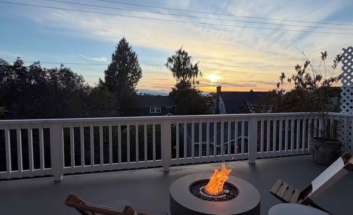 Photo of Patio Balcony in North Admiral