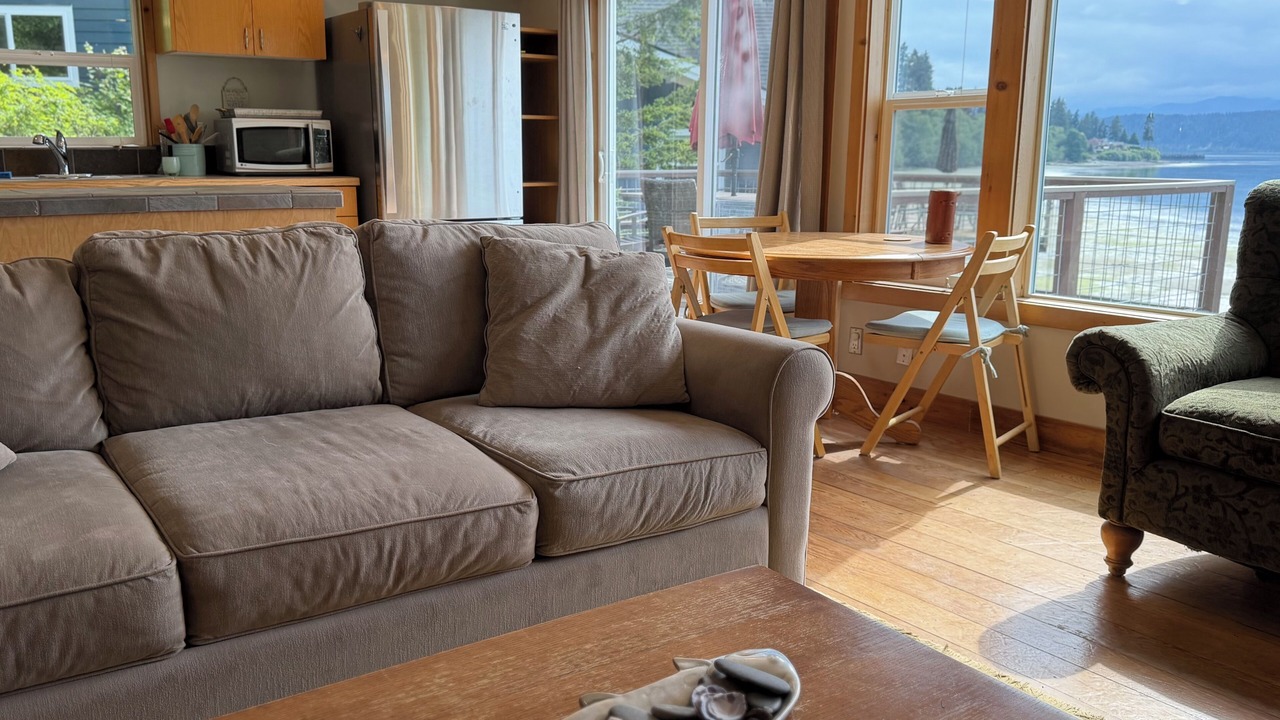 Photo of Bedroom in Poulsbo