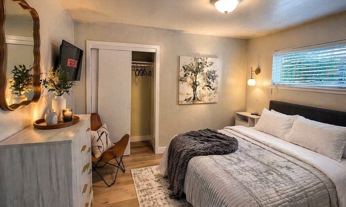 Photo of Bedroom in South Beacon Hill