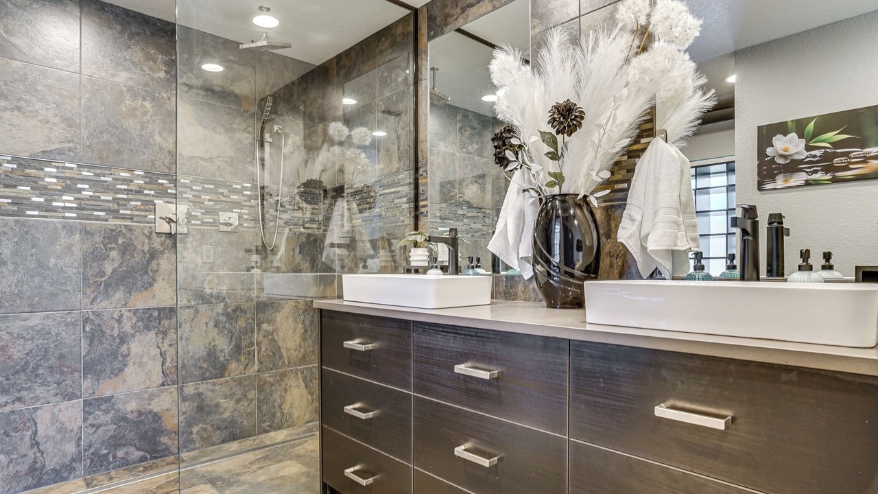 Photo of Bathroom in South Arlington