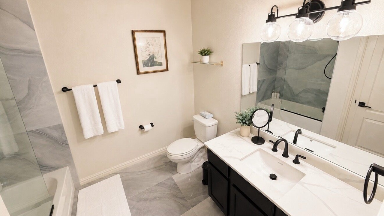 Photo of Bathroom in Frisco