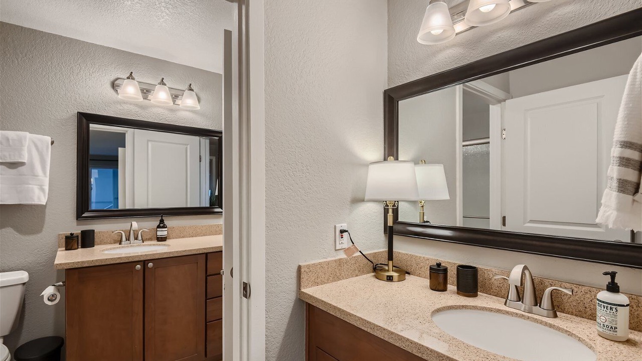 Photo of Bathroom in North Beacon Hill