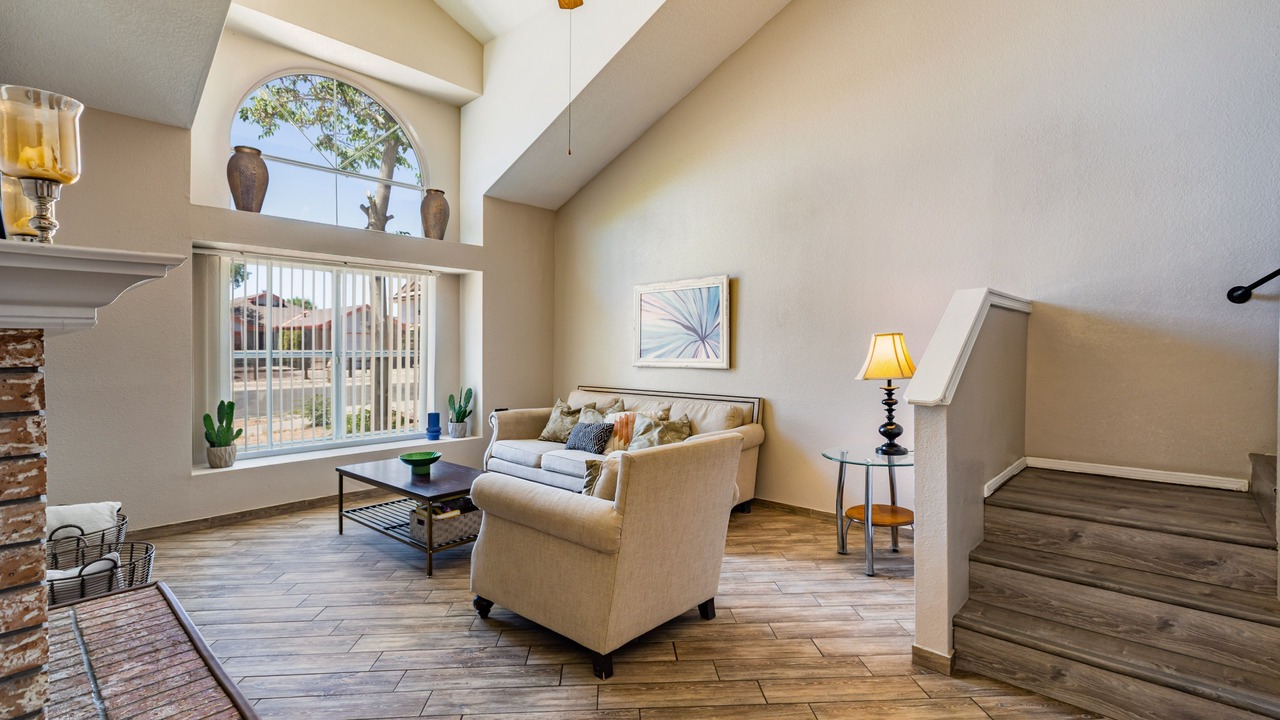 Photo of Livingroom in Taylor Ranch