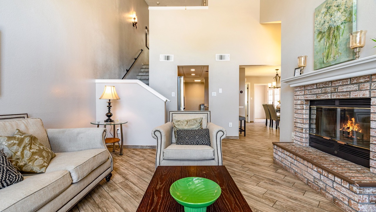 Photo of Livingroom in Taylor Ranch