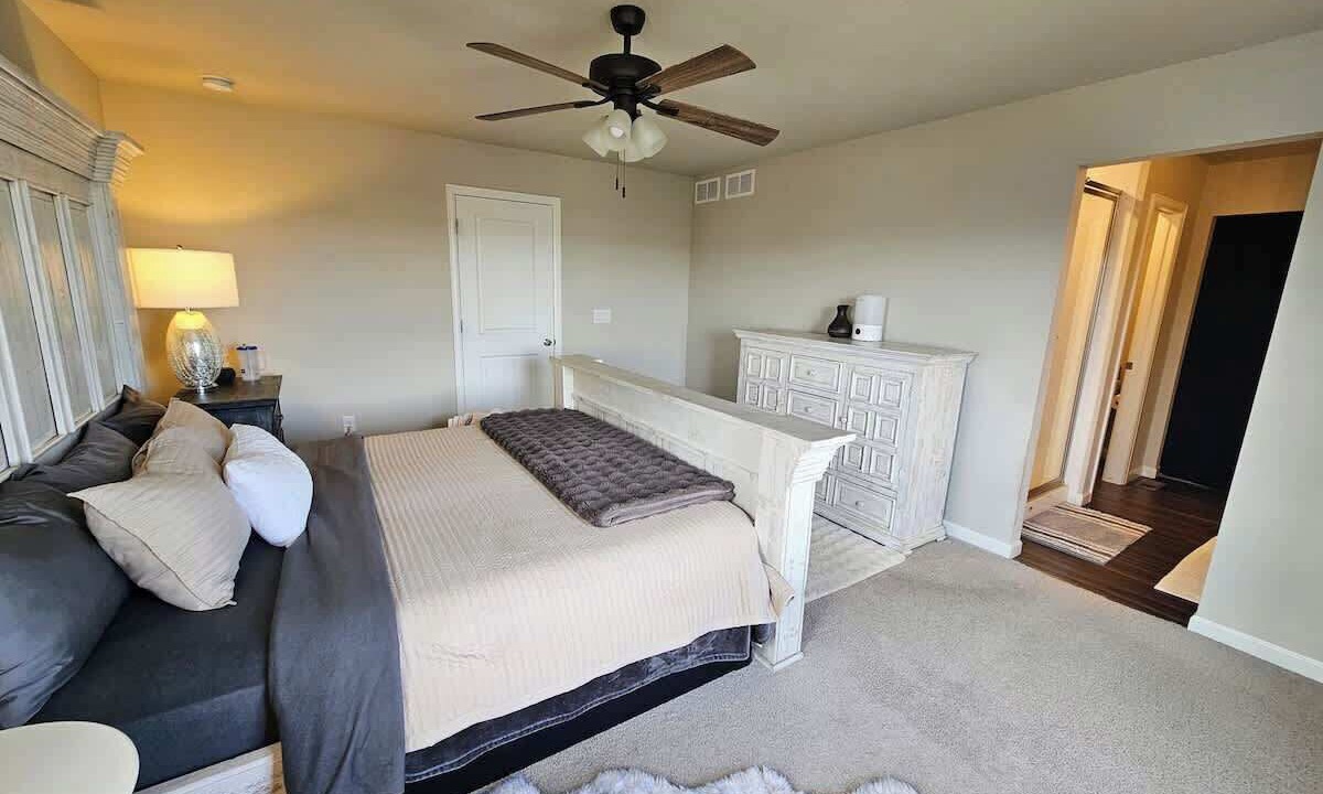 Photo of Bedroom in Castle Rock