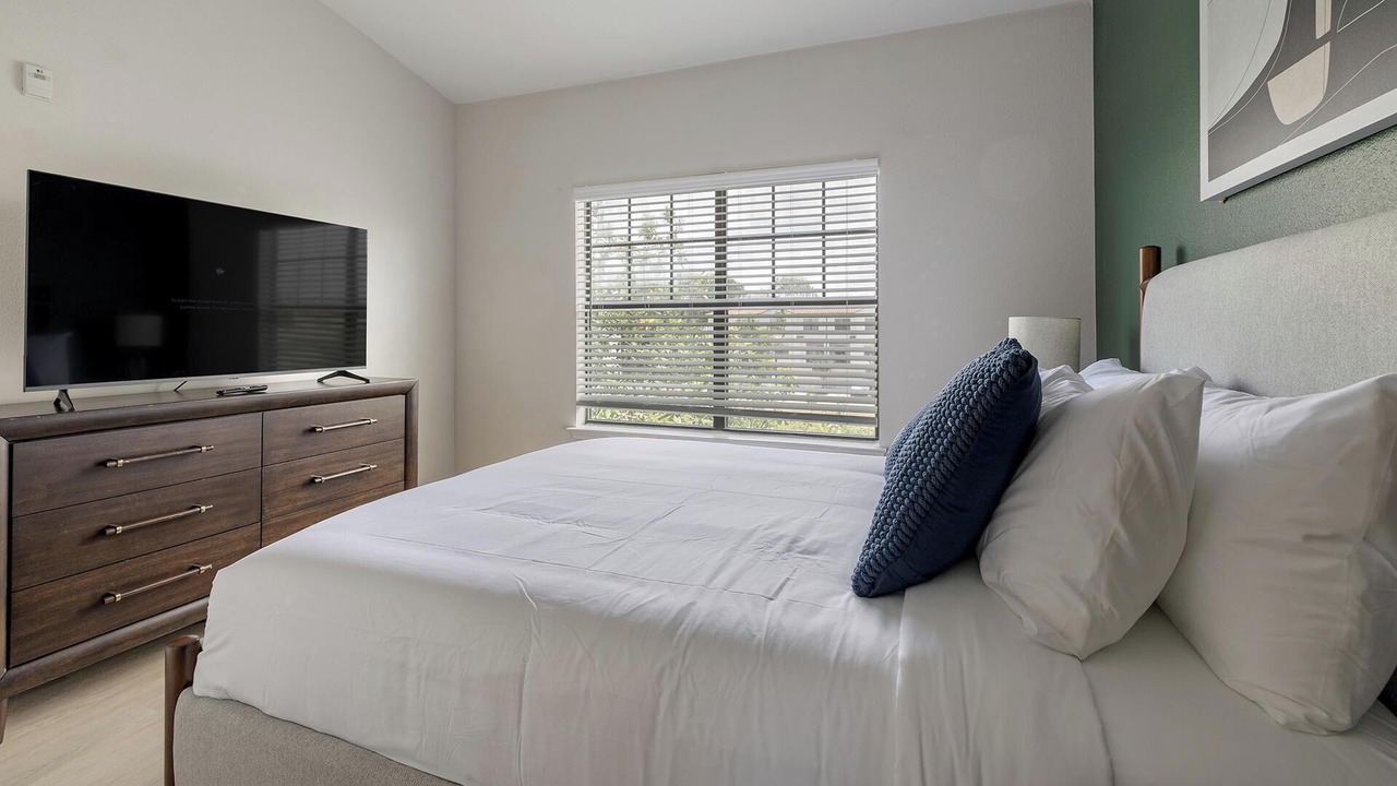 Photo of Bedroom in Garland