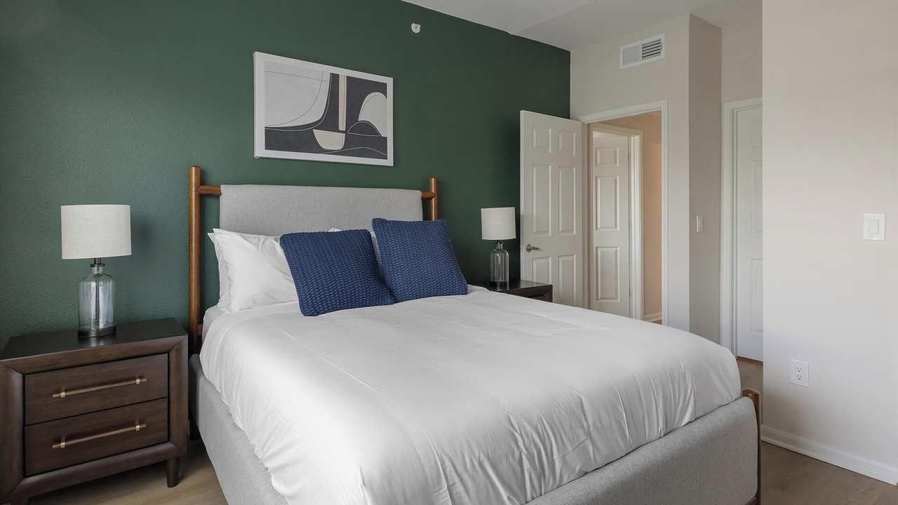 Photo of Bedroom in Garland