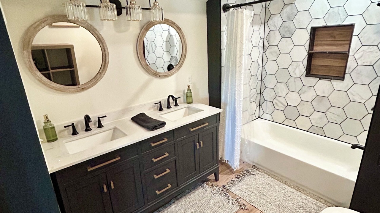 Photo of Bathroom in Parkville