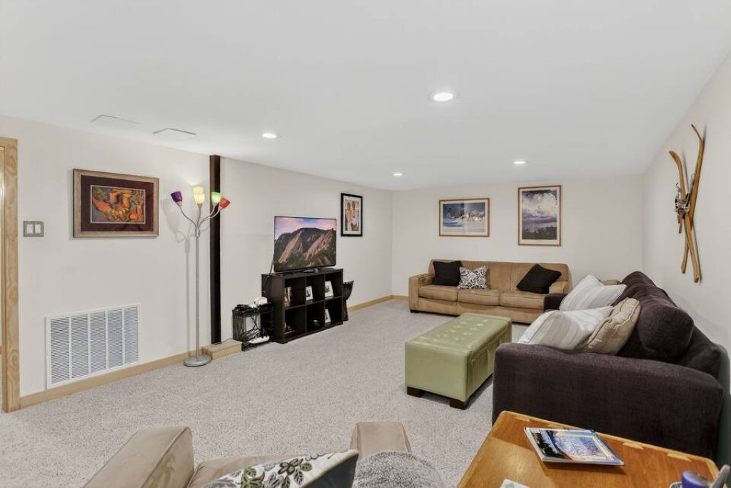 Photo of Livingroom in Martin Acres