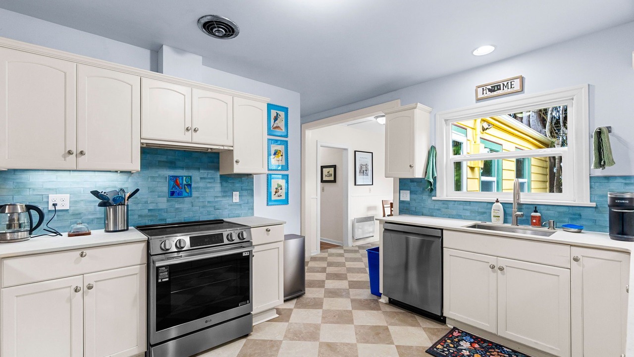 Photo of Kitchen in Northwest Olympia