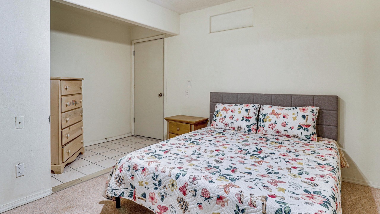 Photo of Bedroom in Westside