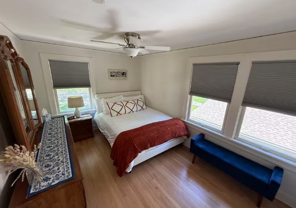 Photo of Bedroom in South Kansas City