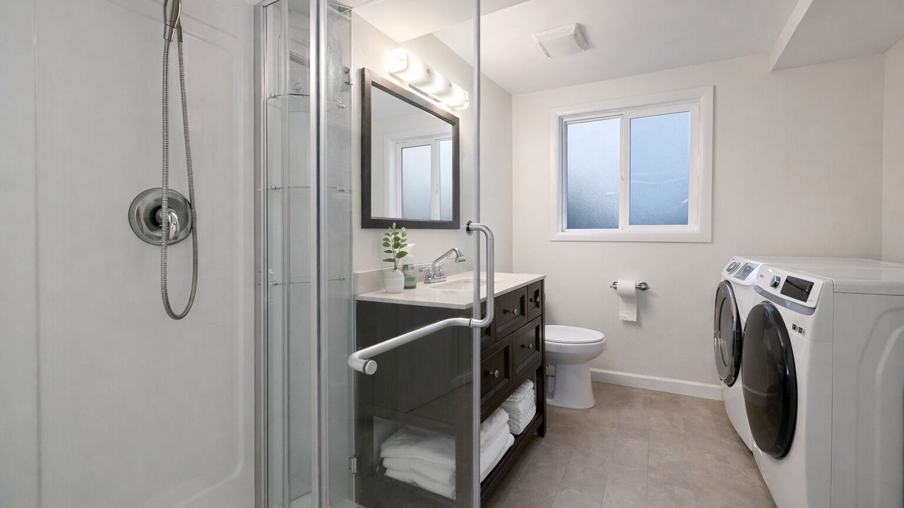 Photo of Bathroom in Inglewood-Finn Hill