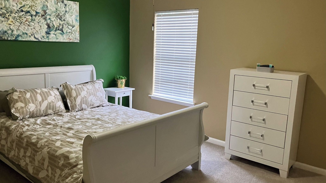 Photo of Bedroom in Lake Dallas