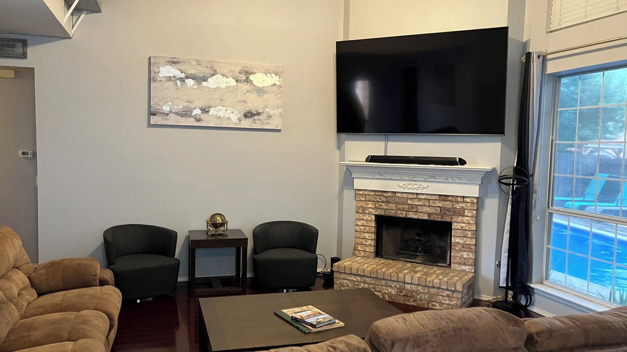 Photo of Livingroom in Lake Dallas