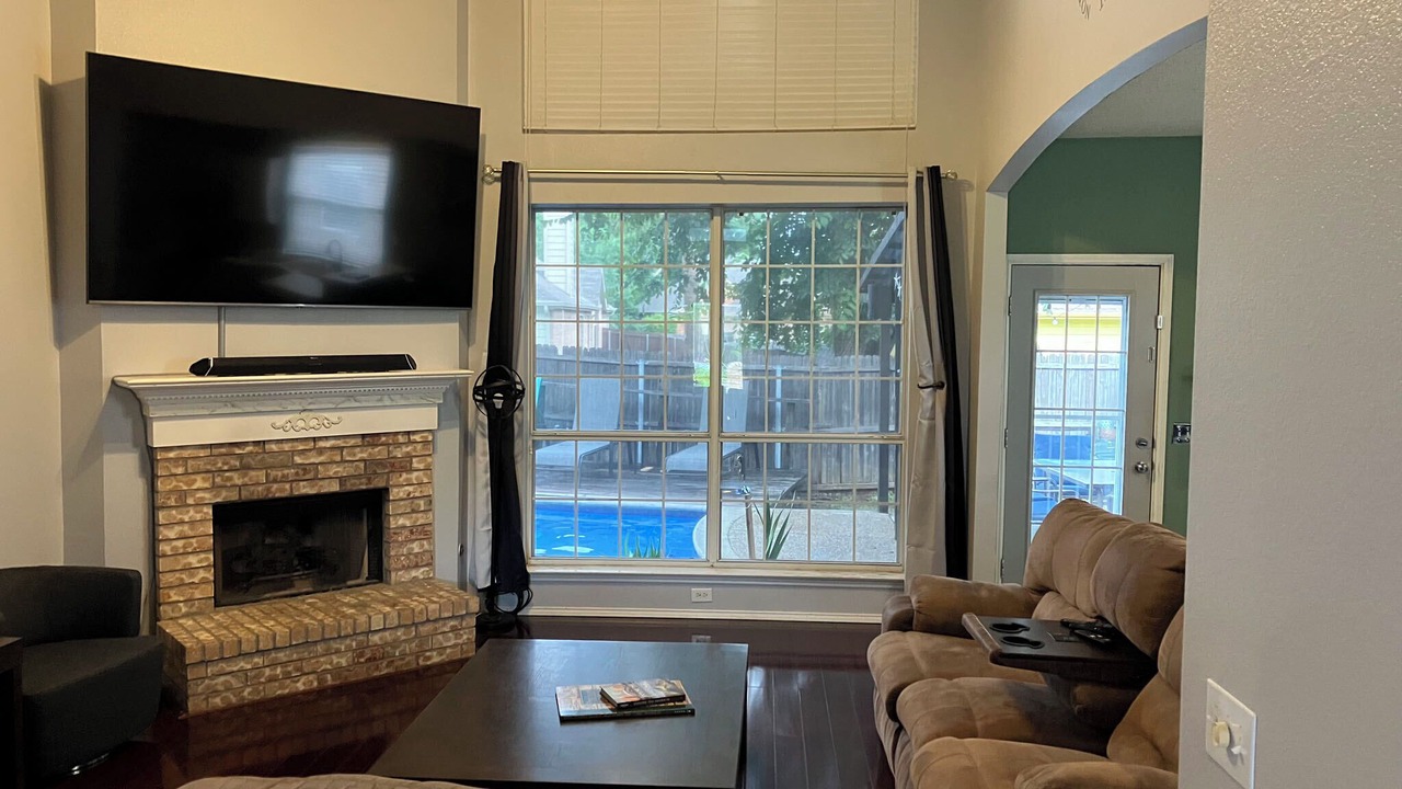Photo of Livingroom in Lake Dallas