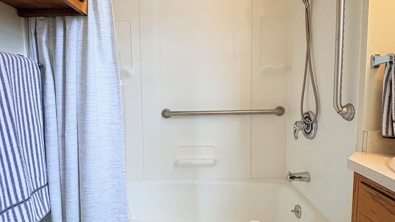 Photo of Bathroom in Crawford