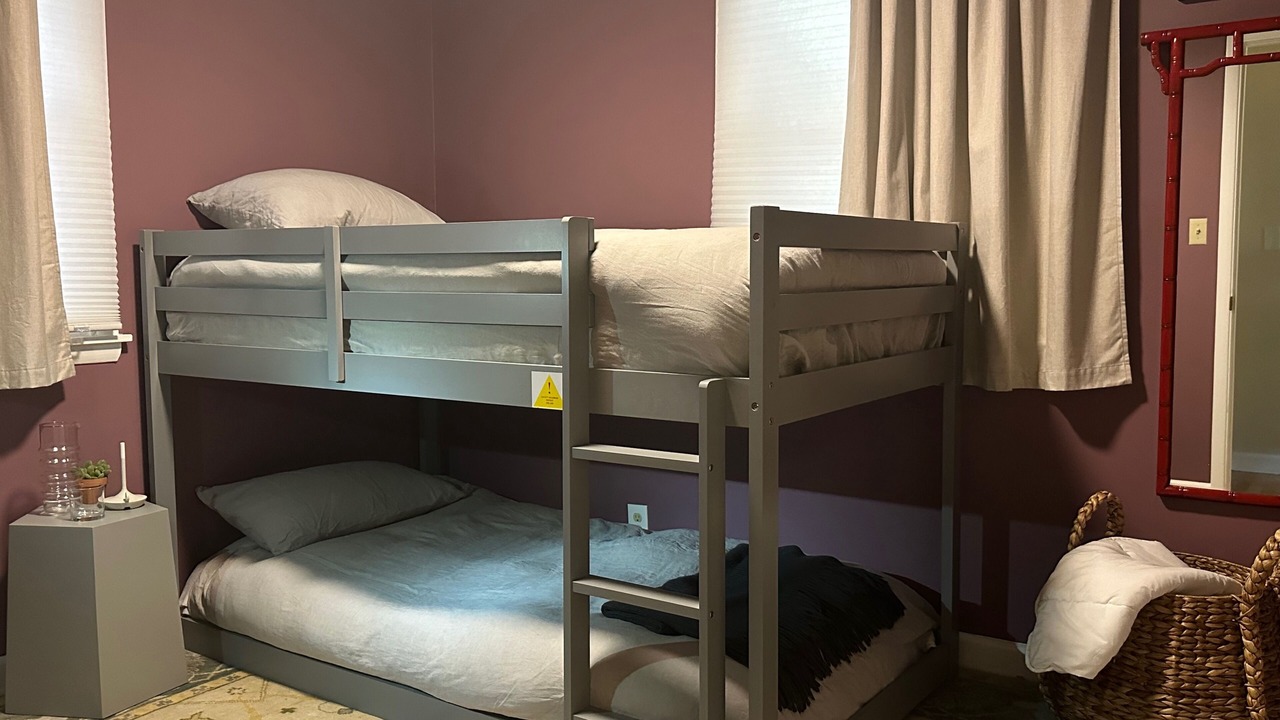 Photo of Bedroom in Roxhill