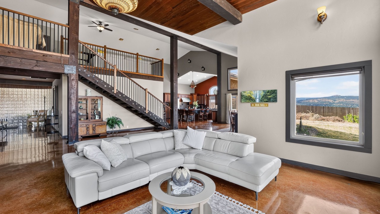 Photo of Livingroom in Dallesport