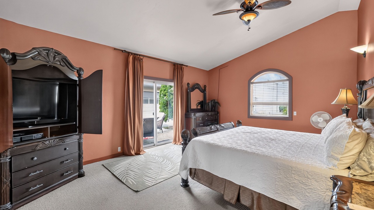 Photo of Bedroom in Dallesport