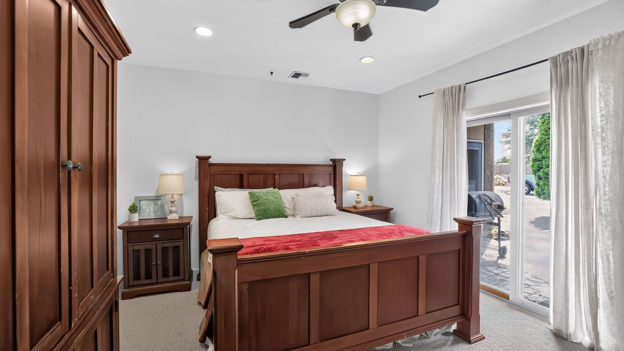 Photo of Bedroom in Dallesport